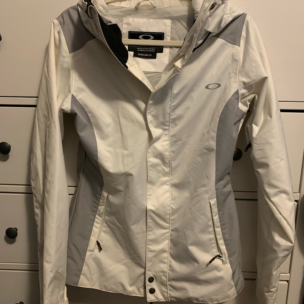 Oakley ski jacket XS